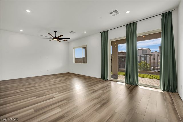1532 Pacific Baza Street, Las Vegas, NV 89138