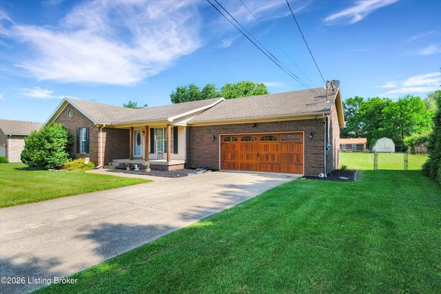 230 E Emerald Cir, Mt Washington, KY 40047