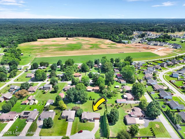 230 E Emerald Cir, Mt Washington, KY 40047