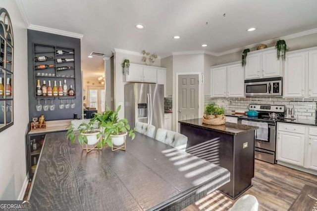 1753 Liberty Parkway NW, Atlanta, GA 30318