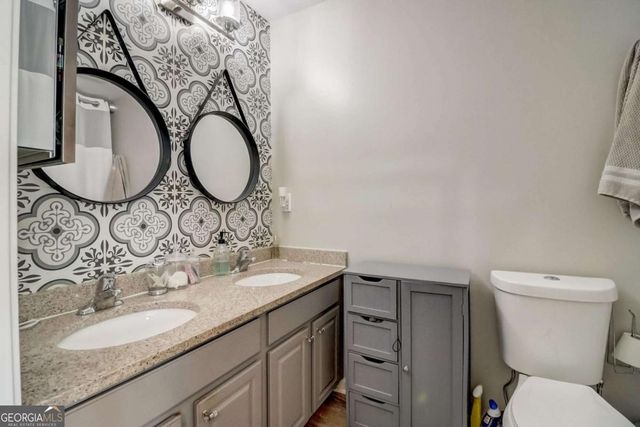 1753 Liberty Parkway NW, Atlanta, GA 30318