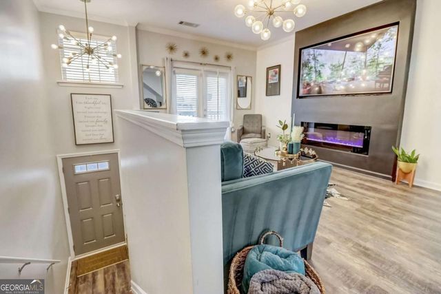 1753 Liberty Parkway NW, Atlanta, GA 30318