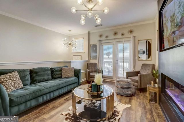 1753 Liberty Parkway NW, Atlanta, GA 30318