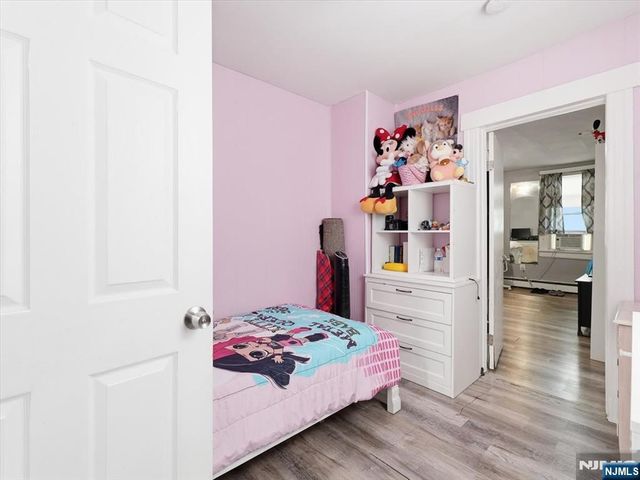 10 Dean Street, West Orange, NJ 07052