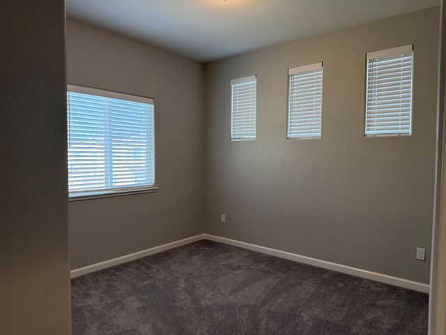 826 courtney, Merced, CA 95348