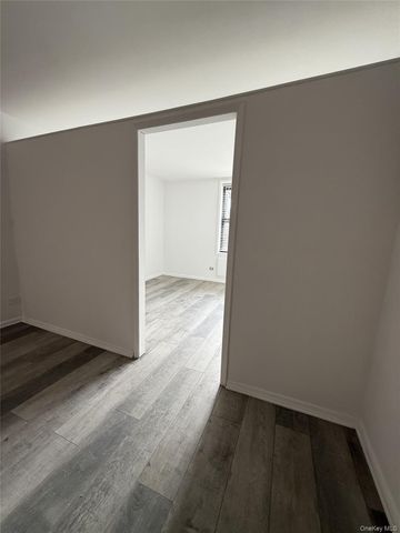 83-30 Vietor Avenue 727, Elmhurst, NY 11373