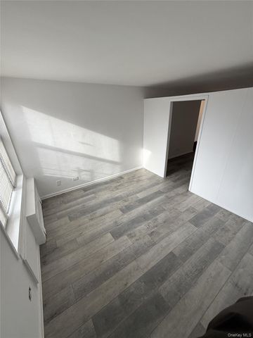 83-30 Vietor Avenue 727, Elmhurst, NY 11373