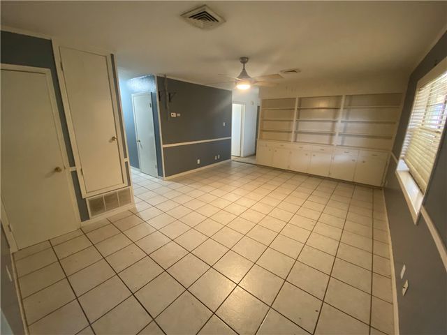 4401 Omalley Dr, Corpus Christi, TX 78413
