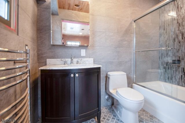 105 Larned Rd, Summit City, NJ 07901