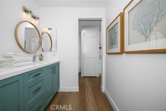 700 E Oceanfront, Newport Beach, CA 92661