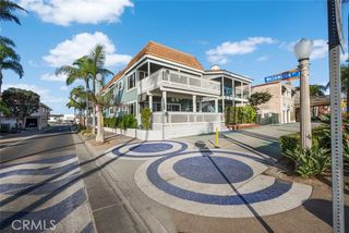 700 E Oceanfront, Newport Beach, CA 92661