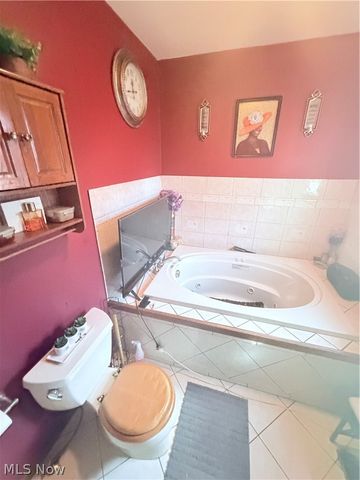 3692 E 52nd Street, Cleveland, OH 44105