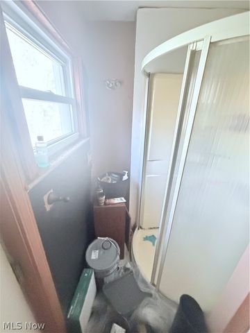 3692 E 52nd Street, Cleveland, OH 44105