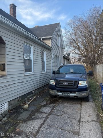 3692 E 52nd Street, Cleveland, OH 44105