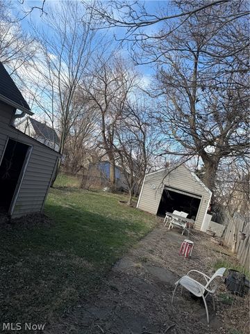 3692 E 52nd Street, Cleveland, OH 44105