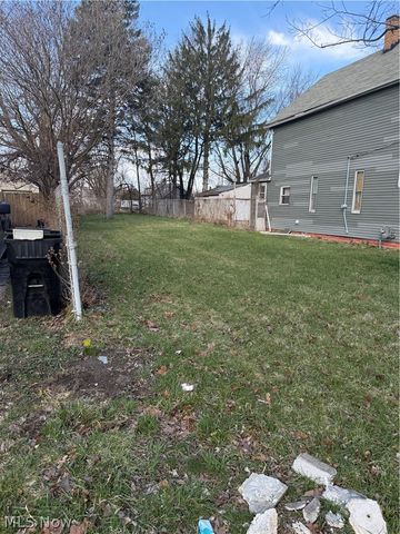 3692 E 52nd Street, Cleveland, OH 44105