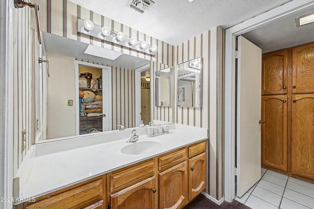 8301 N 21ST Drive F203, Phoenix, AZ 85021