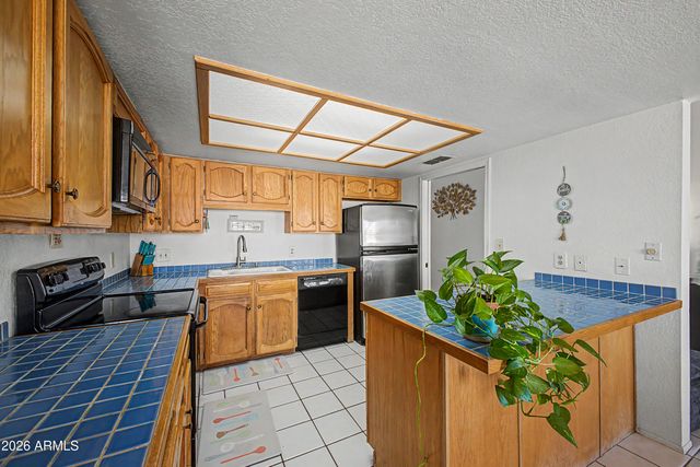 8301 N 21ST Drive F203, Phoenix, AZ 85021