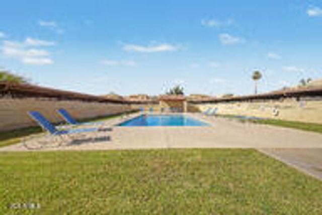8301 N 21ST Drive F203, Phoenix, AZ 85021