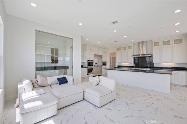21204 Currant Court, Chatsworth, CA 91311