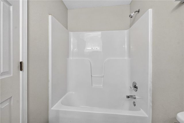 1106 S E Street, Rogers, AR 72756