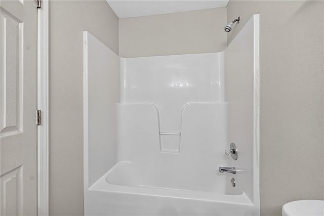 1106 S E Street, Rogers, AR 72756