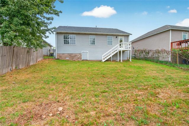 1106 S E Street, Rogers, AR 72756