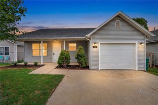 1106 S E Street, Rogers, AR 72756