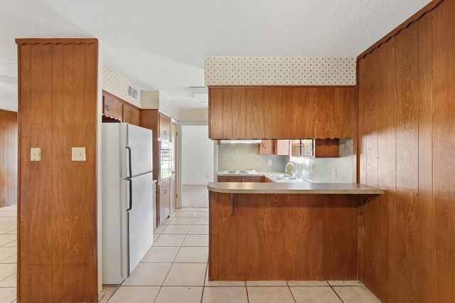 1908 S Fisher Court, Pasadena, TX 77502