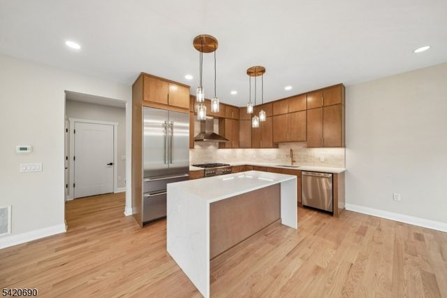 491 Central Ave 2, New Providence Boro, NJ 07974