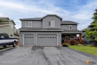 5693 Yukon Charlie Loop, Anchorage, AK 99502