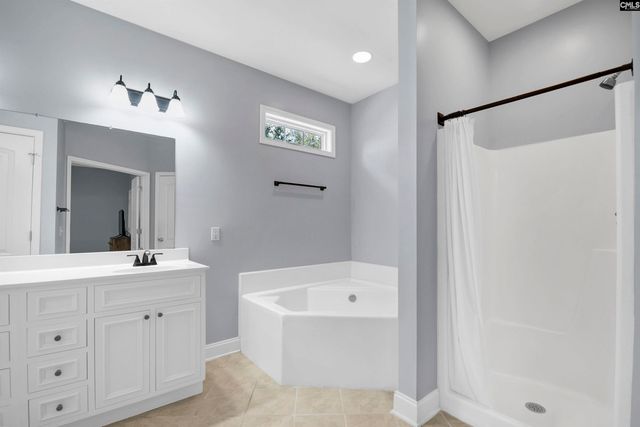 28 Heatherwood Drive, Lugoff, SC 29078