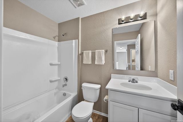 10711 noble, San Antonio, TX 78254