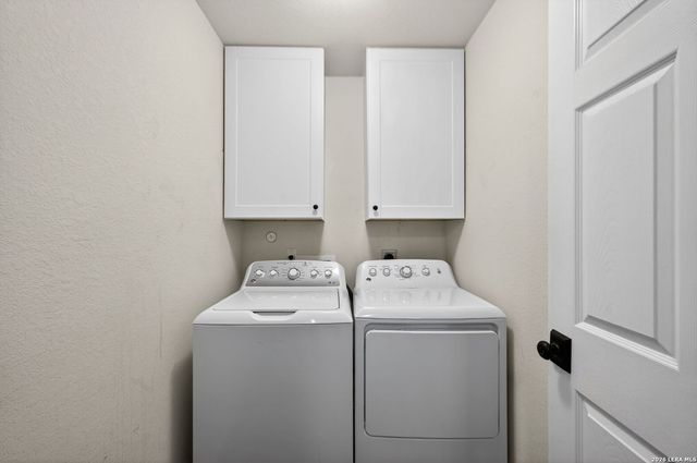 10711 noble, San Antonio, TX 78254