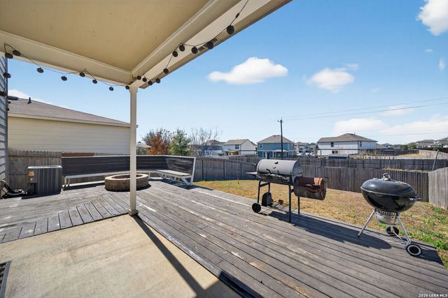 10711 noble, San Antonio, TX 78254