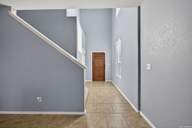 10711 noble, San Antonio, TX 78254