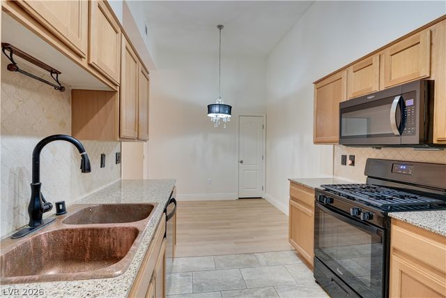 8985 South Durango Drive 2152, Las Vegas, NV 89113