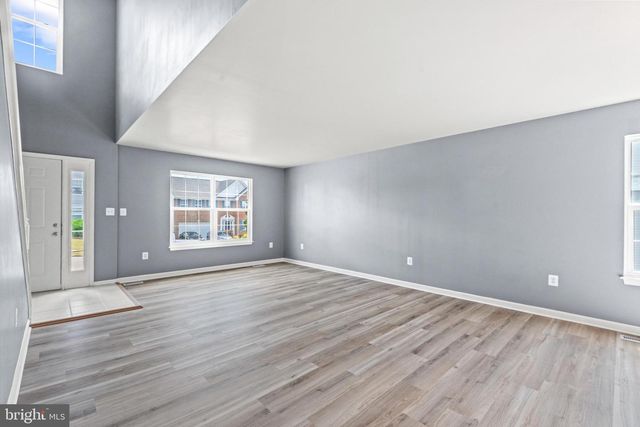 30 STANLEY LOOP, Fredericksburg, VA 22406