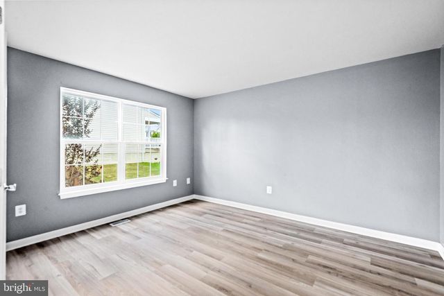 30 STANLEY LOOP, Fredericksburg, VA 22406