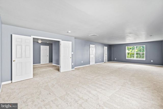 30 STANLEY LOOP, Fredericksburg, VA 22406