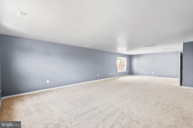 30 STANLEY LOOP, Fredericksburg, VA 22406