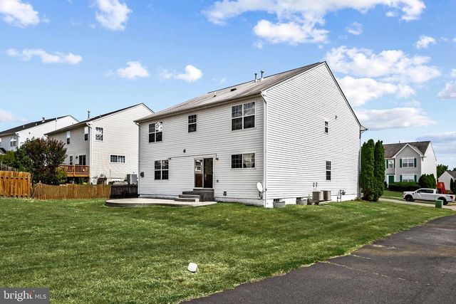 30 STANLEY LOOP, Fredericksburg, VA 22406