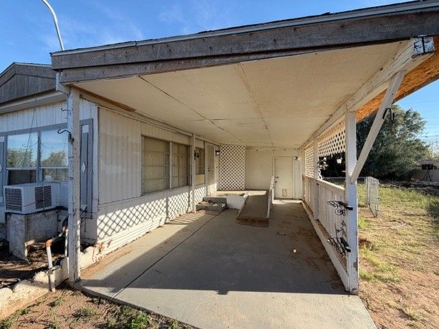 2930 E Ames Avenue, Kingman, AZ 86409