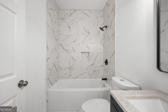 13 Midland Park Way, Newnan, GA 30263