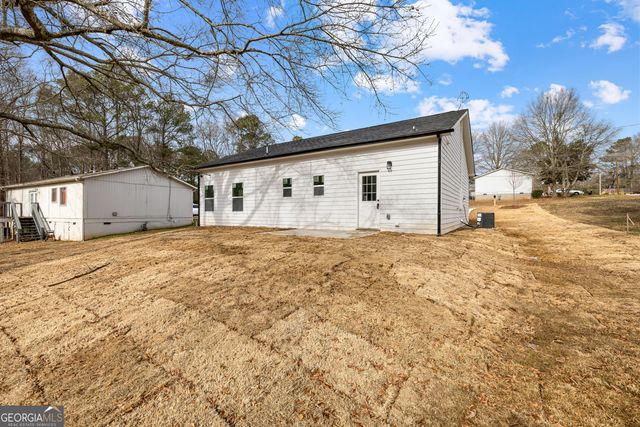 13 Midland Park Way, Newnan, GA 30263