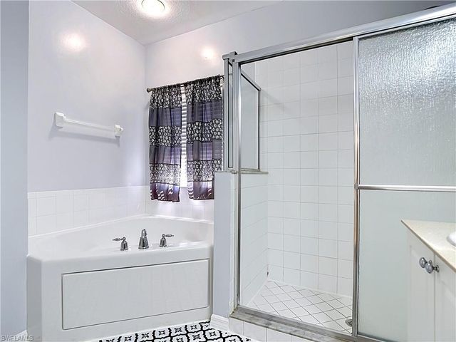 15641 Alton DR, Fort Myers, FL 33908