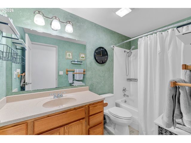 10250 Sw BRYTON Ct, Wilsonville, OR 97070