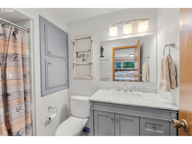 10250 Sw BRYTON Ct, Wilsonville, OR 97070