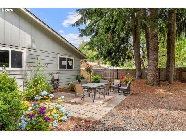 10250 Sw BRYTON Ct, Wilsonville, OR 97070