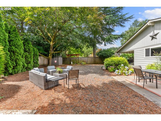 10250 Sw BRYTON Ct, Wilsonville, OR 97070